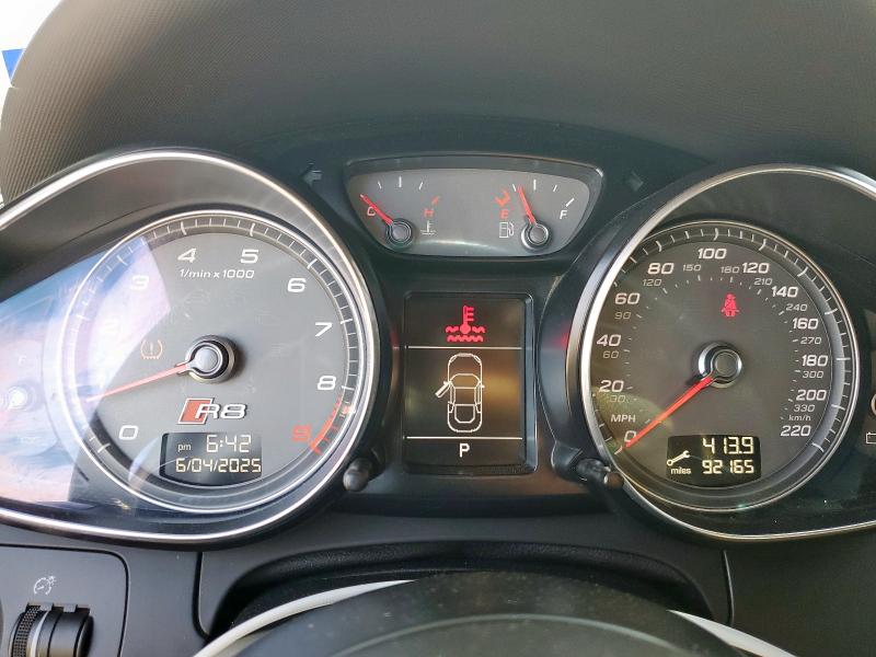 Photo 9 from auction – 2014 AUDI R8 4.2 QUA with VIN WUASUAFG3EN000918