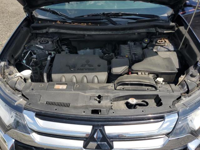 Photo 12 from auction – 2017 MITSUBISHI OUTLANDER with VIN JA4AD2A31HZ066619