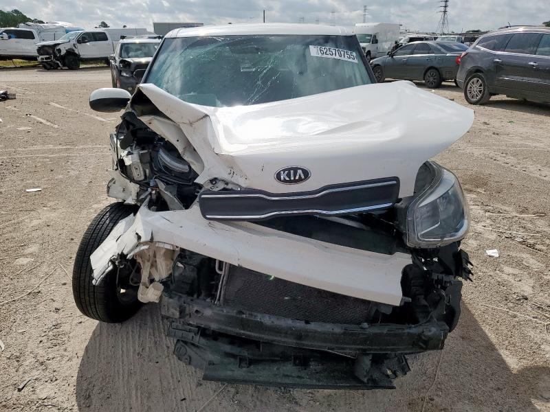 Photo 5 from auction – 2017 KIA SOUL with VIN KNDJN2A20H7476172
