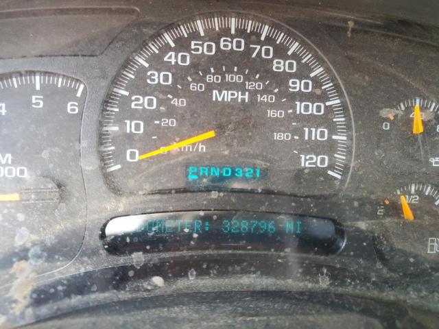 Photo 9 from auction – 2004 CHEVROLET SILVERADO with VIN 2GCEK13T941406722