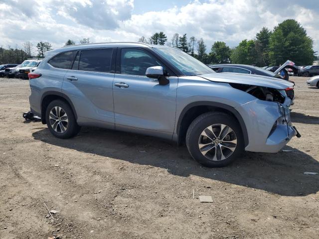 Photo 4 from auction – 2022 TOYOTA HIGHLANDER with VIN 5TDGZRBH1NS172196