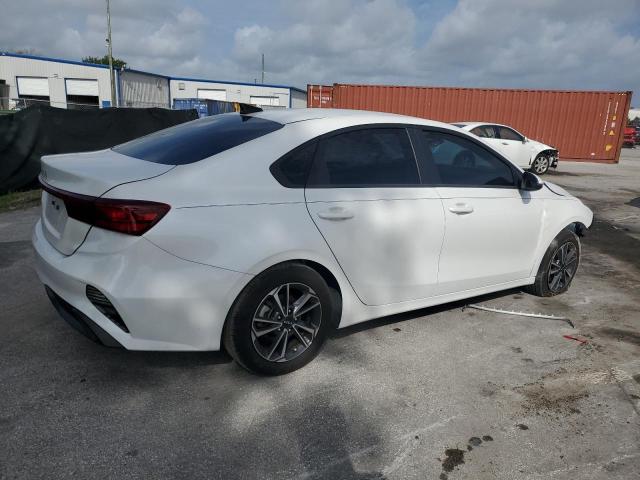 Photo 3 from auction – 2023 KIA FORTE LX with VIN 3KPF24AD7PE679456