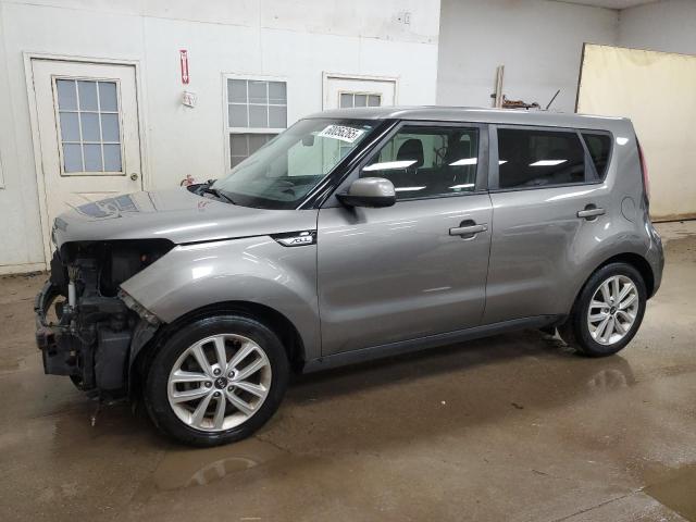 KIA SOUL + 2018 с VIN KNDJP3A57J7518062 - Фото с аукциона