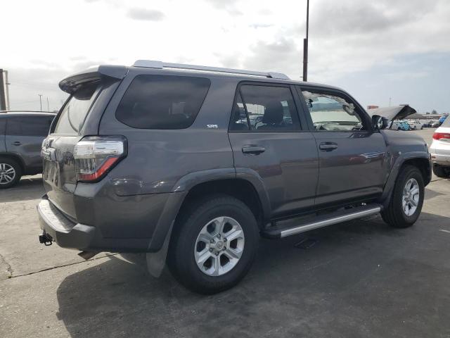 Photo 3 from auction – 2017 TOYOTA 4RUNNER SR with VIN JTEZU5JR1H5157181