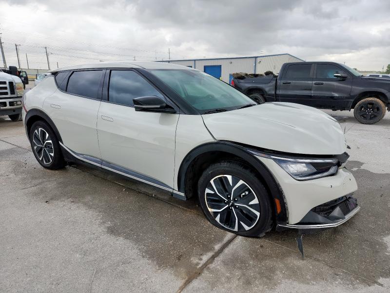 Photo 4 from auction – 2023 KIA EV6 LIGHT with VIN KNDC34LA2P5091169