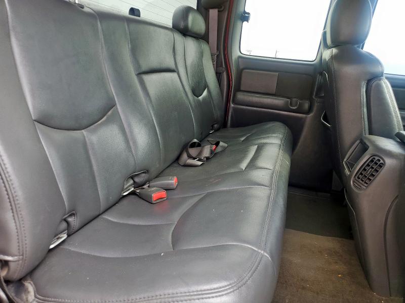 Photo 10 from auction – 2005 CHEVROLET SILVERADO K1500 with VIN 1GCEK19B35E131668