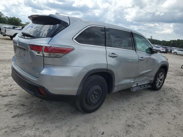 Photo 3 from auction – 2015 TOYOTA HIGHLANDER with VIN 5TDZKRFH5FS104962