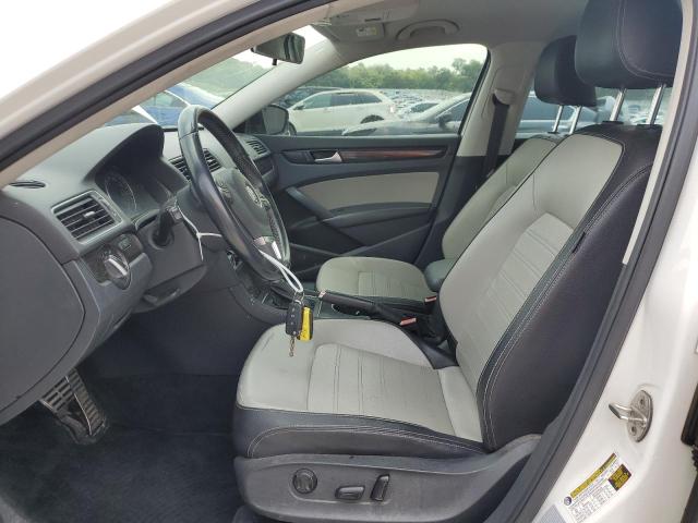 Photo 7 from auction – 2015 VOLKSWAGEN PASSAT SE with VIN 1VWBS7A34FC077625
