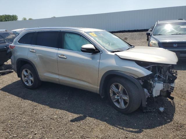 Photo 4 from auction – 2016 TOYOTA HIGHLANDER with VIN 5TDDKRFH1GS241814