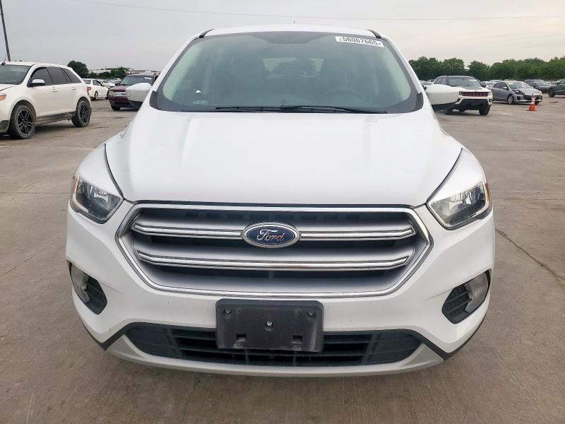 Photo 5 from auction – 2017 FORD ESCAPE SE with VIN 1FMCU0GD1HUC24274