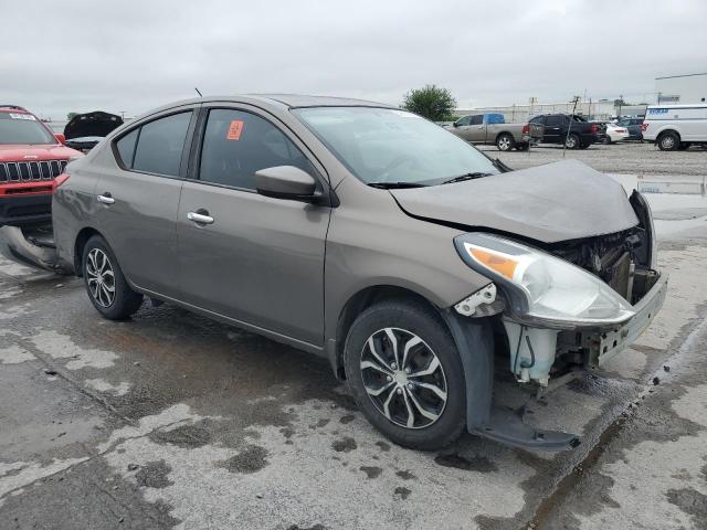 صورة رقم 4 من المزاد - 2016 NISSAN VERSA S مع VIN 3N1CN7AP5GL899554