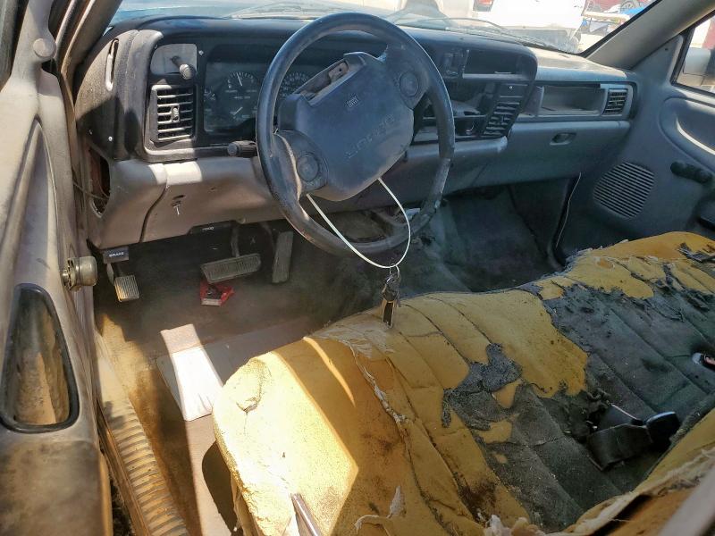 Photo 8 from auction – 1996 DODGE RAM 2500 with VIN 1B7KC26Z2TJ193770