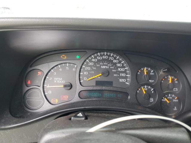 Photo 9 from auction – 2005 GMC NEW SIERRA with VIN 2GTEK13T951329111