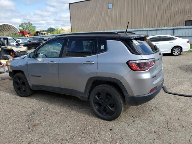 Фото 2 с аукциона – 2018 JEEP COMPASS LA с VIN 3C4NJDBB1JT304175