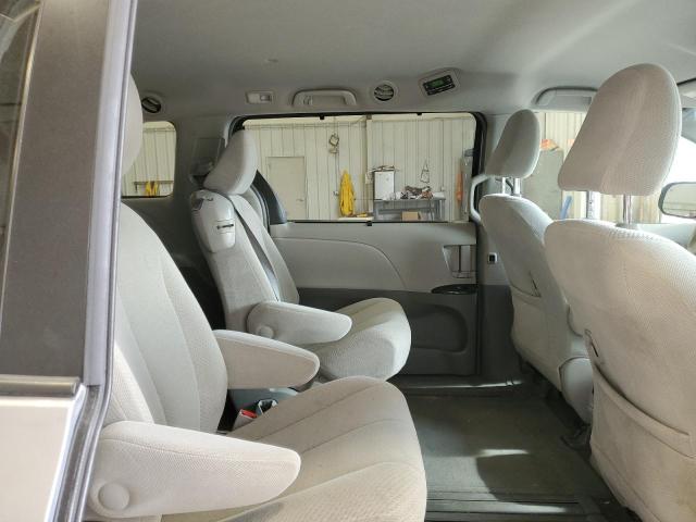 Photo 11 from auction – 2013 TOYOTA SIENNA LE with VIN 5TDKK3DC5DS290764