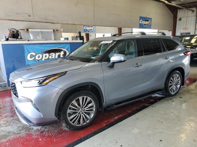 TOYOTA HIGHLANDER 2021 with VIN 5TDFZRBH3MS097446 - Photo from auction