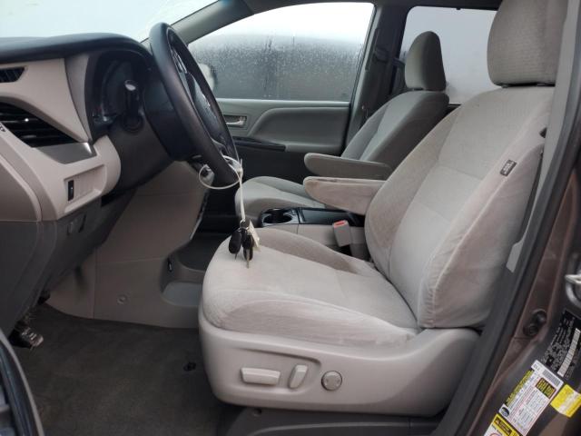 Photo 7 from auction – 2015 TOYOTA SIENNA LE with VIN 5TDKK3DC9FS537660