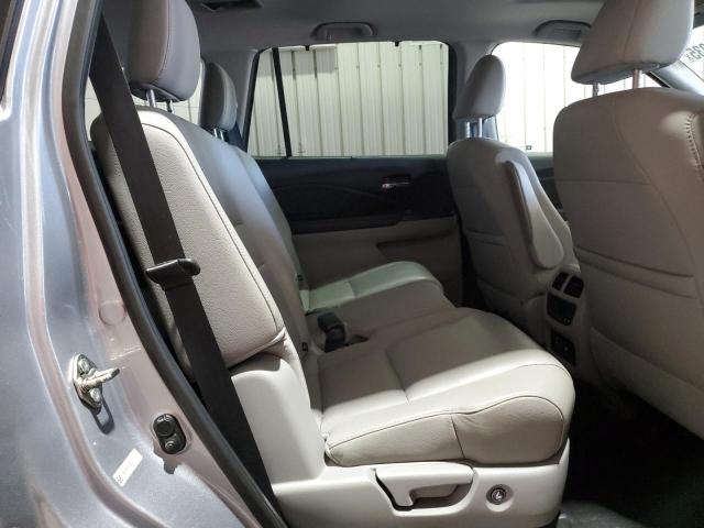 Photo 11 from auction – 2016 HONDA PILOT TOUR with VIN 5FNYF6H93GB127263