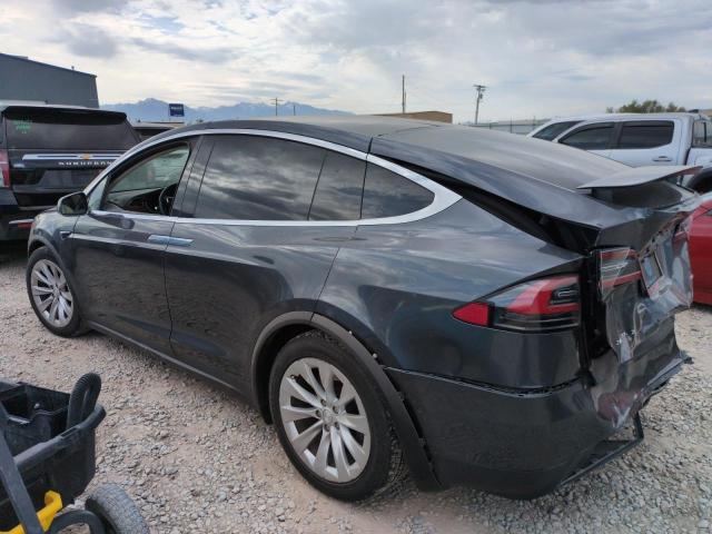 Photo 2 from auction – 2017 TESLA MODEL X with VIN 5YJXCBE25HF078296