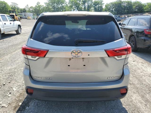 Photo 6 from auction – 2017 TOYOTA HIGHLANDER with VIN 5TDJZRFH7HS473737