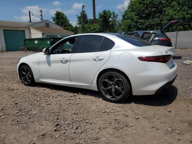 Photo 2 from auction – 2017 ALFA ROMEO GIULIA with VIN ZARFAEEN7H7555268
