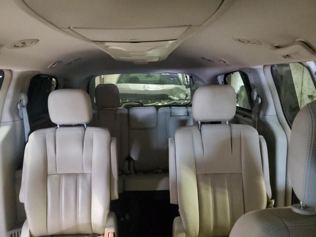 Photo 10 from auction – 2015 CHRYSLER TOWN & COU with VIN 2C4RC1BG4FR578129