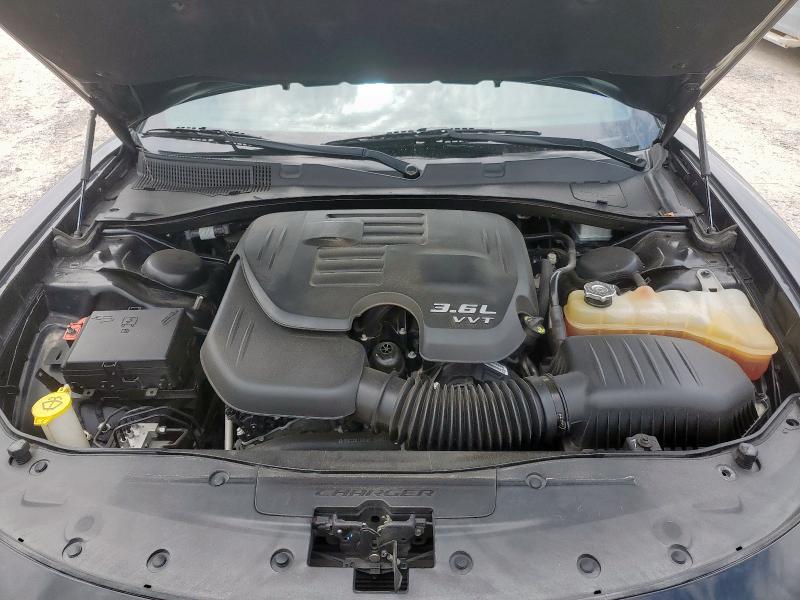 Photo 11 from auction – 2018 DODGE CHARGER SXT with VIN 2C3CDXBG0JH200530