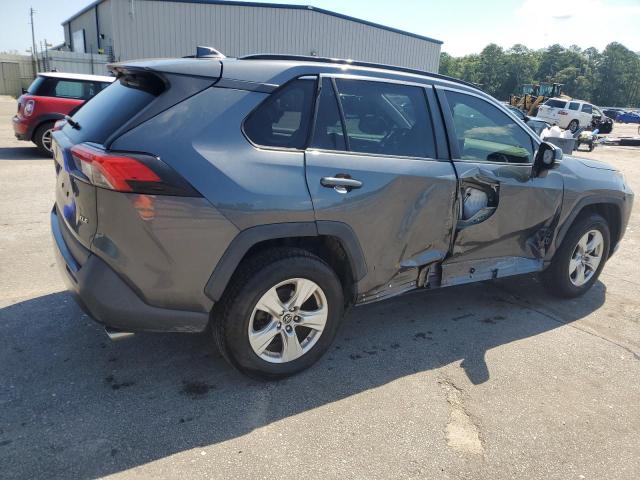 Photo 3 from auction – 2019 TOYOTA RAV4 XLE with VIN JTMW1RFV5KD502920