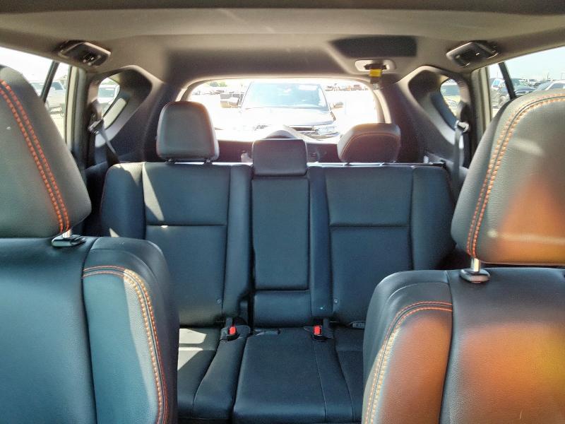 Photo 10 from auction – 2018 TOYOTA RAV4 SE with VIN 2T3NFREV9JW444830