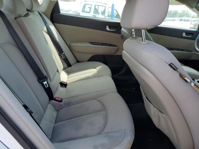 Photo 10 from auction – 2016 KIA OPTIMA LX with VIN 5XXGT4L33GG011618