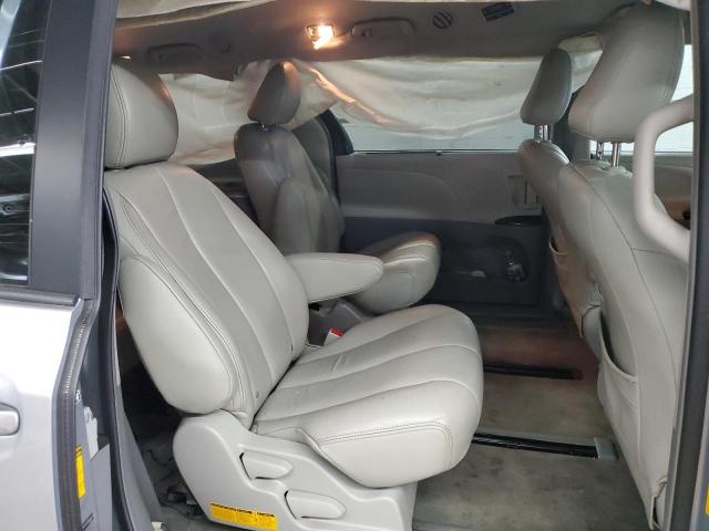 Photo 11 from auction – 2014 TOYOTA SIENNA LE with VIN 5TDJK3DC2ES080491