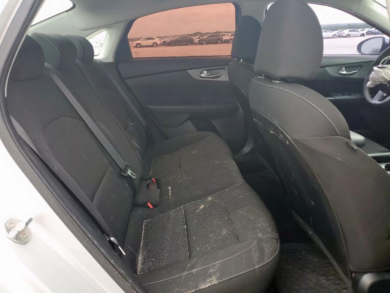 Photo 10 from auction – 2020 KIA FORTE FE with VIN 3KPF24AD8LE205333