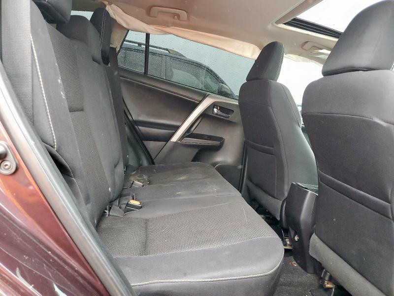 Photo 11 from auction – 2018 TOYOTA RAV4 ADVEN with VIN 2T3WFREV2JW435665