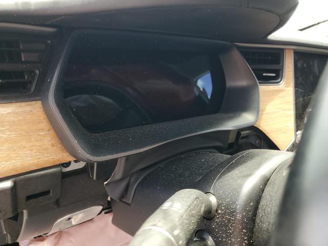 Photo 9 from auction – 2018 TESLA MODEL X with VIN 5YJXCDE21JF119640