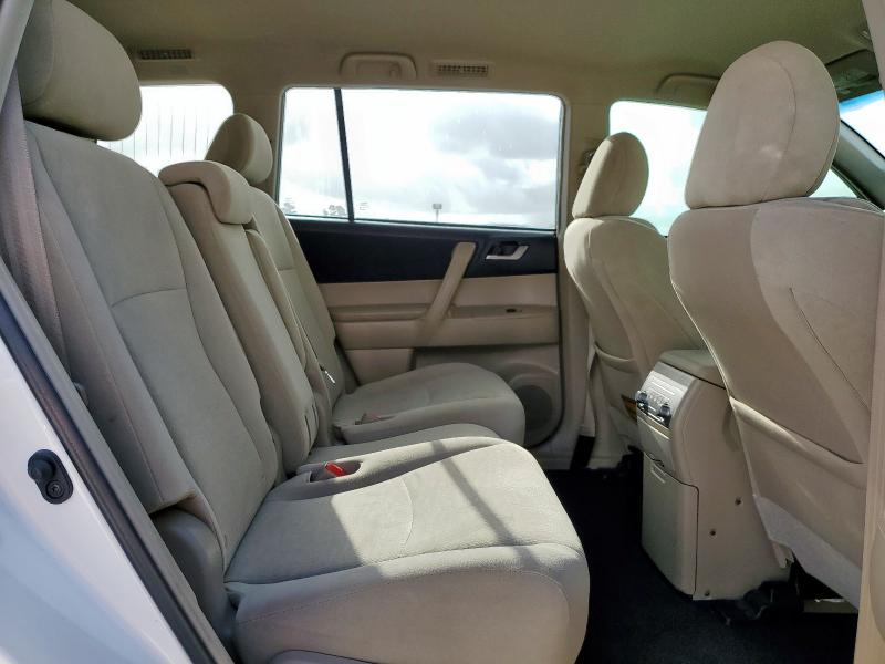 Photo 11 from auction – 2013 TOYOTA HIGHLANDER with VIN 5TDZA3EH6DS041739