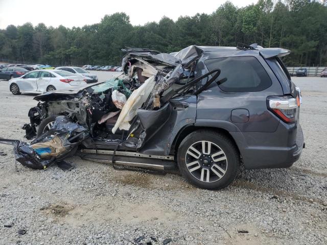 Photo 2 from auction – 2018 TOYOTA 4RUNNER with VIN JTEZU5JR4J5188544