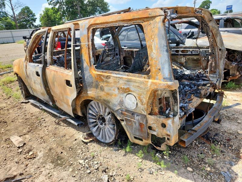 Photo 2 from auction – 2016 LINCOLN NAVIGATOR with VIN 5LMJJ2HT5GEL02742