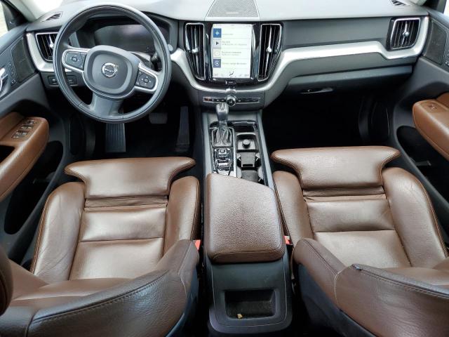Photo 8 from auction – 2019 VOLVO XC60 T5 MO with VIN LYV102DK2KB224422