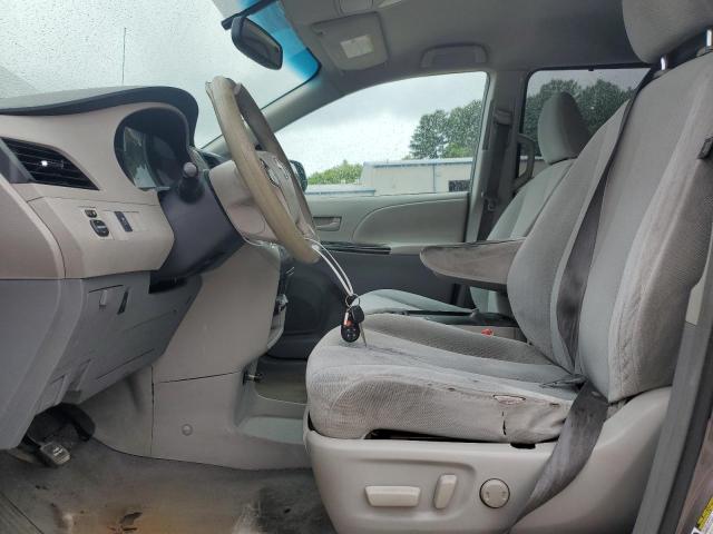 Photo 7 from auction – 2011 TOYOTA SIENNA LE with VIN 5TDKK3DC1BS033095