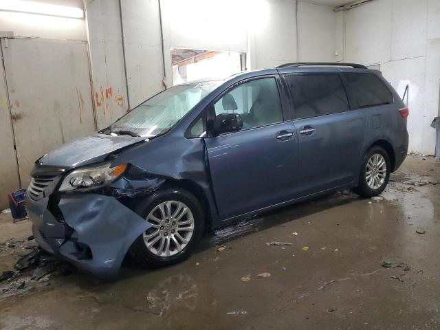 TOYOTA SIENNA XLE 2015 with VIN 5TDYK3DC6FS567189 - Photo from auction