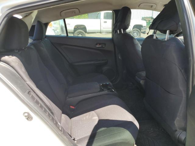 Photo 10 from auction – 2018 TOYOTA PRIUS PRIM with VIN JTDKARFP4J3070440
