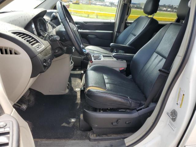 Photo 7 from auction – 2012 CHRYSLER TOWN & COU with VIN 2C4RC1CG3CR413957