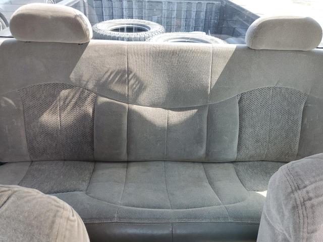 Zdjęcie 10 z aukcji – 2000 CHEVROLET SILVERADO z VIN 1GCEK19T3YE206205