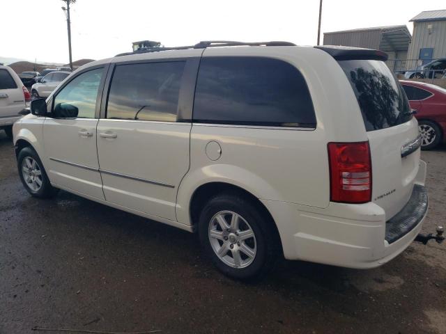 Photo 2 from auction – 2010 CHRYSLER TOWN & COU with VIN 2A4RR5D15AR413739