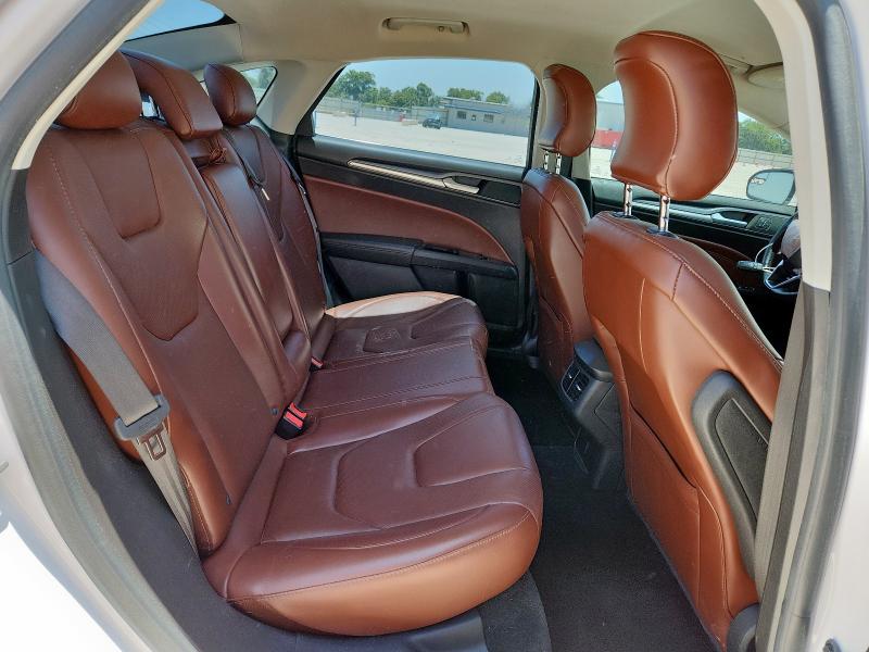 Photo 10 from auction – 2016 FORD FUSION SE with VIN 3FA6P0HD2GR114207