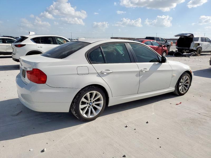 Photo 3 from auction – 2011 BMW 328 I with VIN WBAPH7G57BNN05943