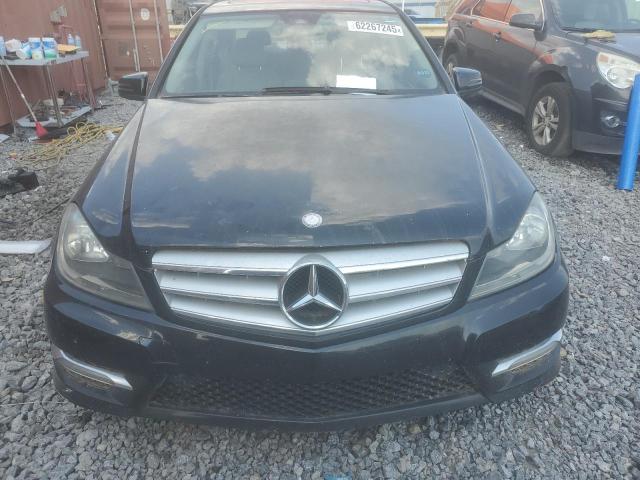 Photo 5 from auction – 2012 MERCEDES-BENZ C with VIN WDDGF4HBXCA622670