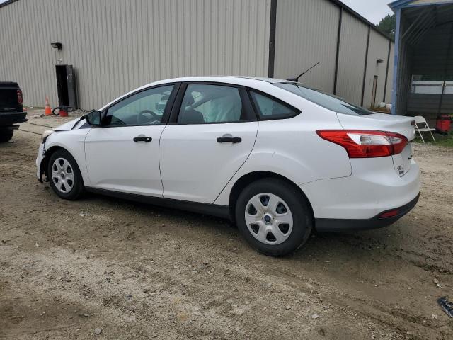 Снимка 2 от търг – 2013 FORD FOCUS S с VIN 1FADP3E26DL330602