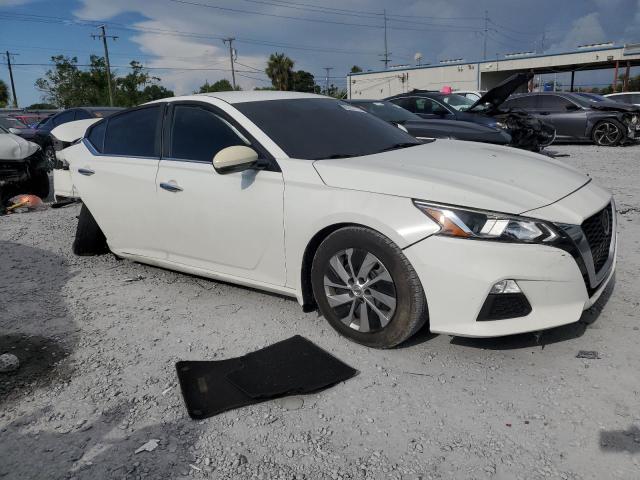 Photo 4 from auction – 2019 NISSAN ALTIMA S with VIN 1N4BL4BV3KC197110