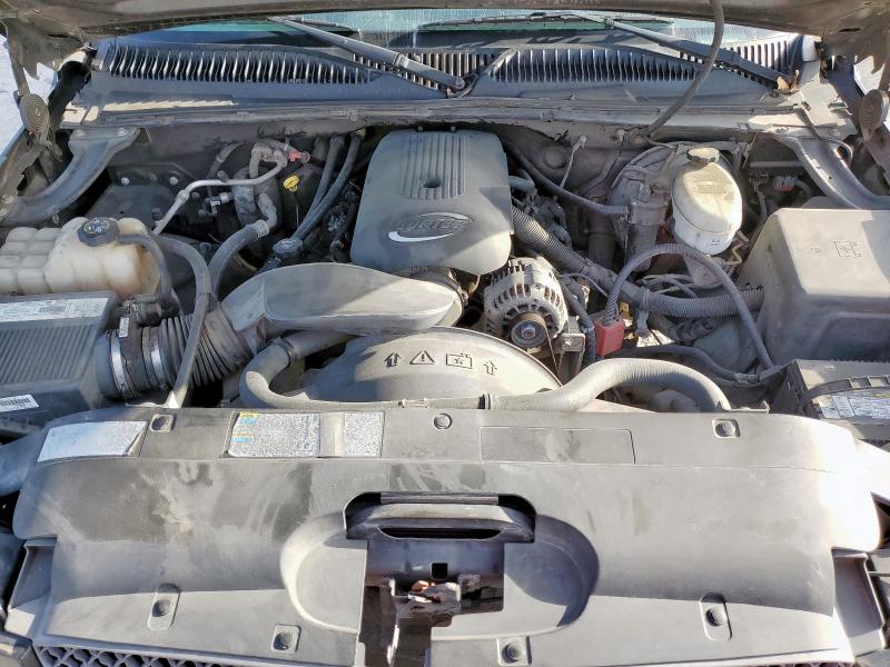 Photo 11 from auction – 2003 CHEVROLET SILVERADO with VIN 2GCEC19V731140590